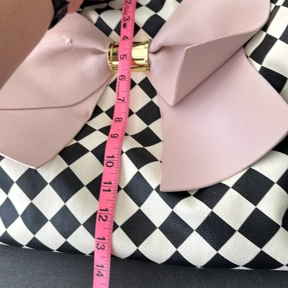 Betsey Johnson Weekender Bow Duffel Bag - Picture 12 of 14